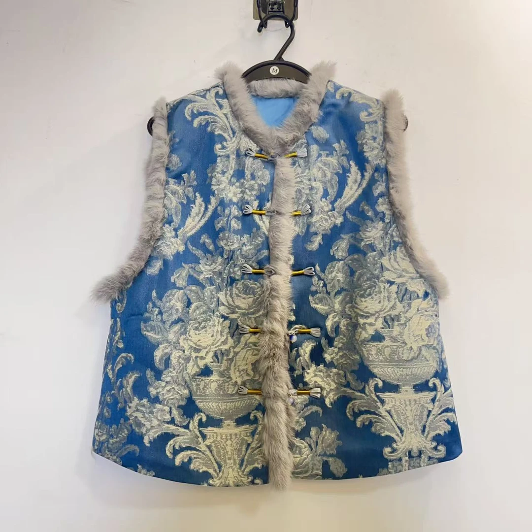 2025秋冬季新款加厚夹棉新中式重工保暖马甲女立领盘扣国风马夹女