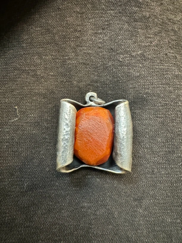 吊坠足银 手工锤纹9999银加南小红挂饰