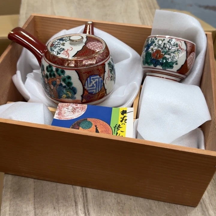 瓷片噗哈哈哈哈哈哈哈哈哈我