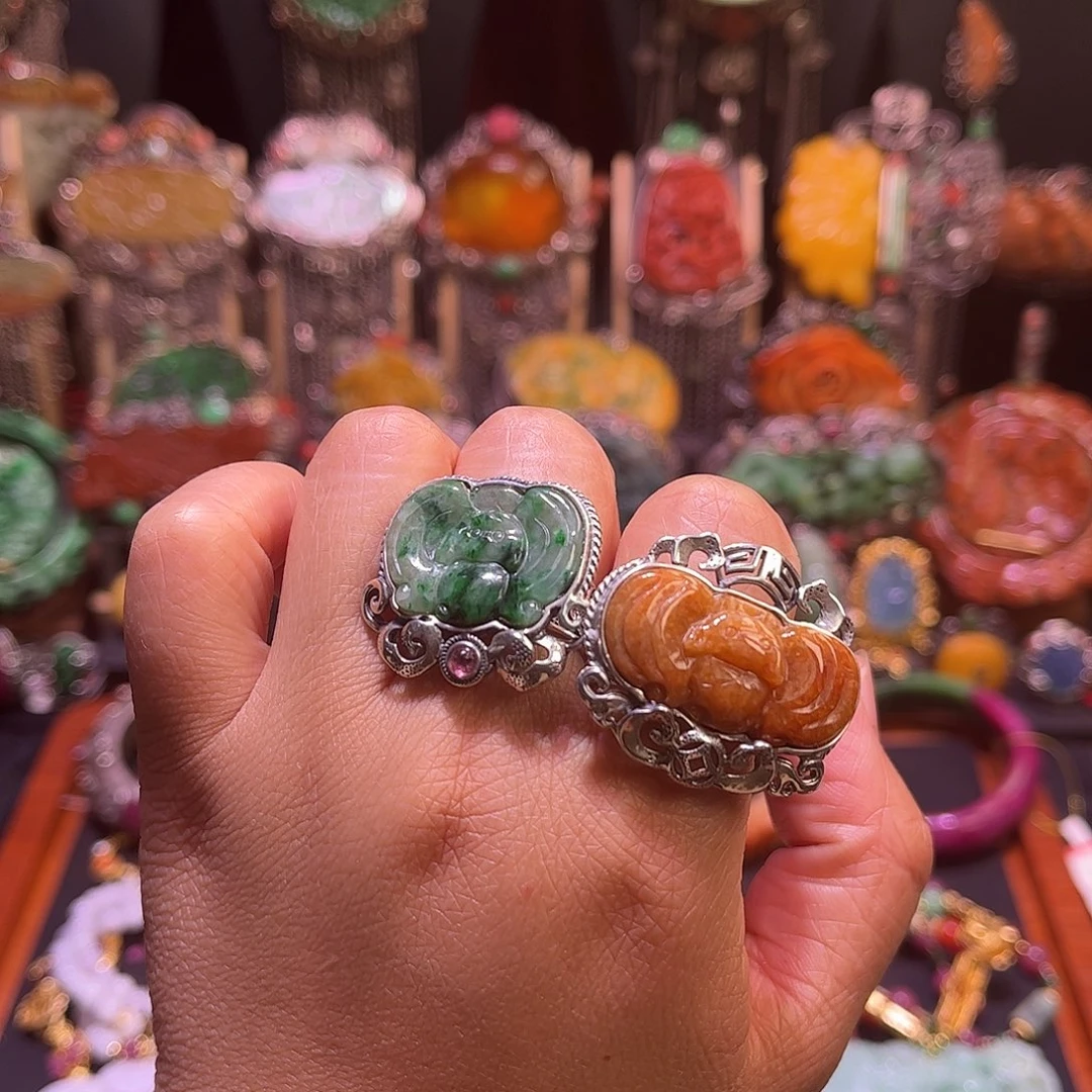 翡翠未镶嵌戒指特价福利任选一