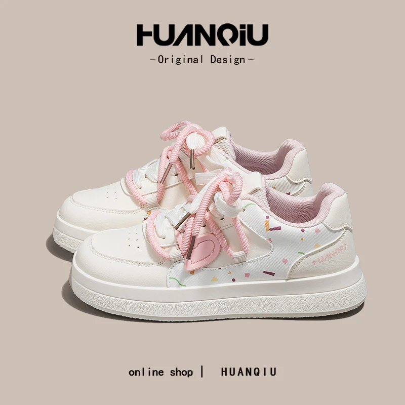 环球明星同款百搭小白鞋女款2025夏季透气爆款潮流行增高板鞋K765