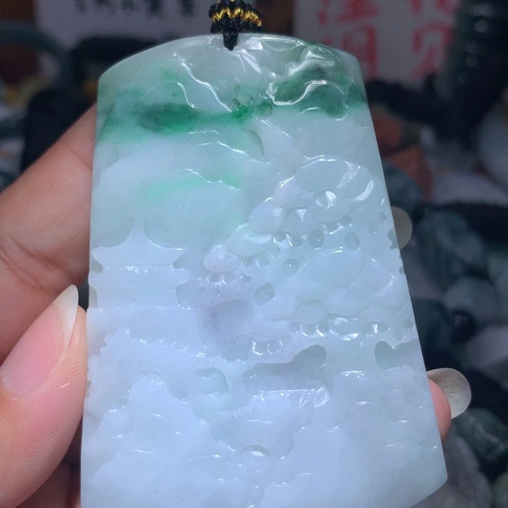 翡翠未镶嵌颈饰保真天然A货翡翠