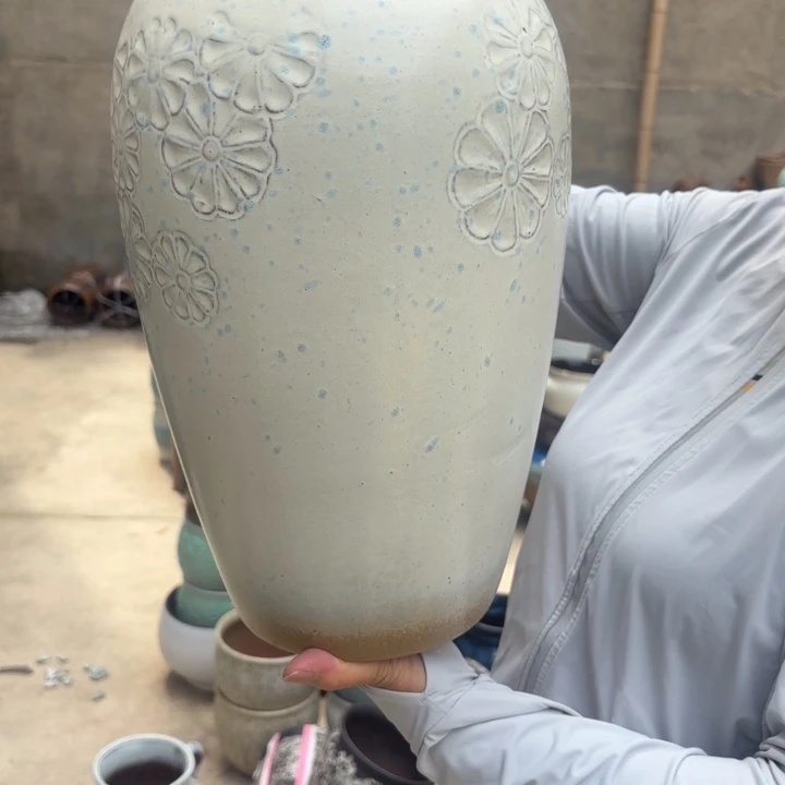 紫砂茶碗白点口径17高度33