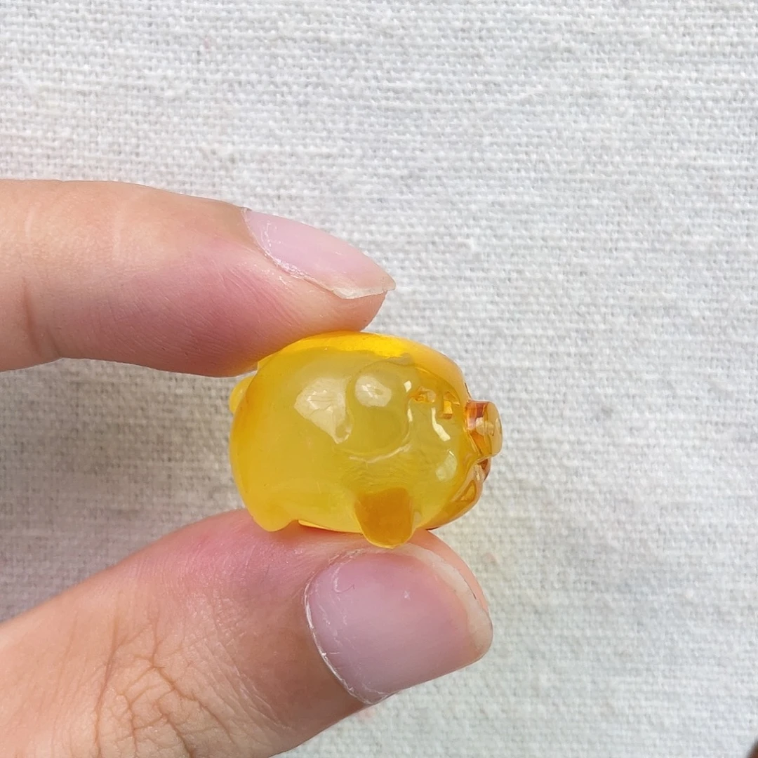 琥珀未镶嵌珠宝奇石猪崽子