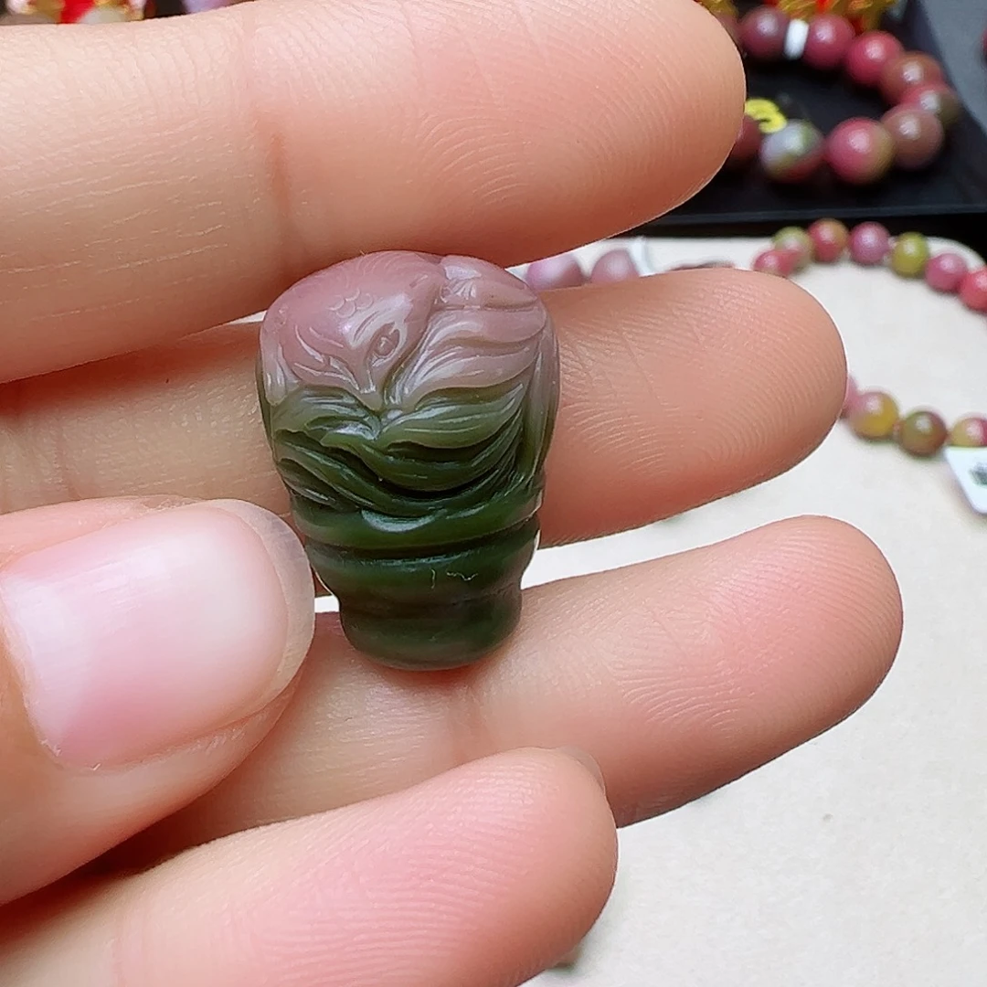 定制石英质玉定制未镶嵌?****?盐源