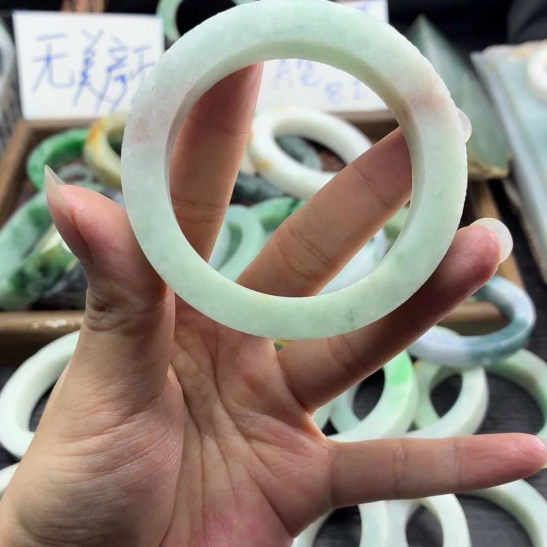 定制翡翠未镶嵌缅甸翡翠A货手镯毛胚定制