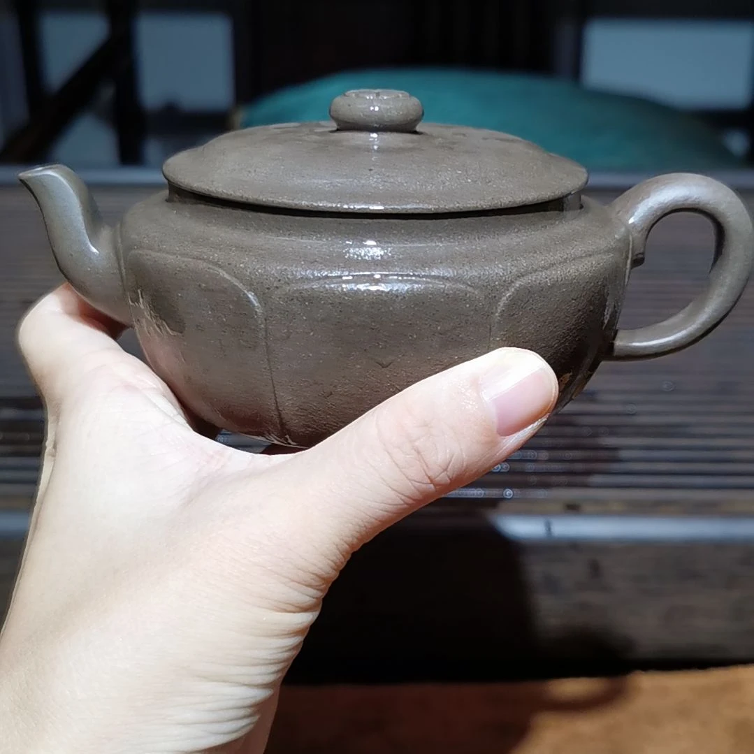 天***赐紫砂花盆梵莲壶半手