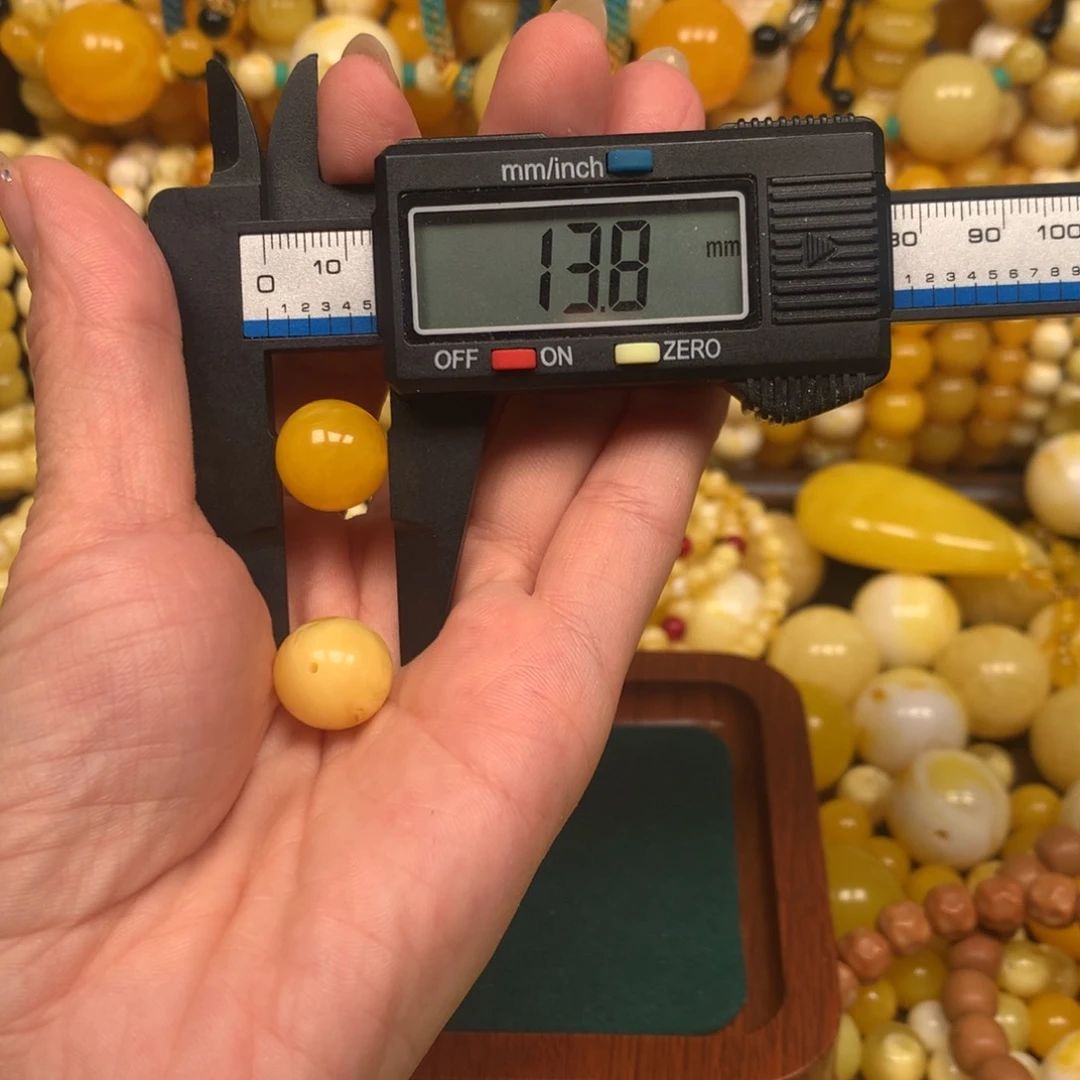 无非金属仿琥珀8828