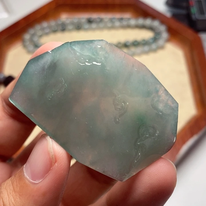 定制翡翠未镶嵌翡翠