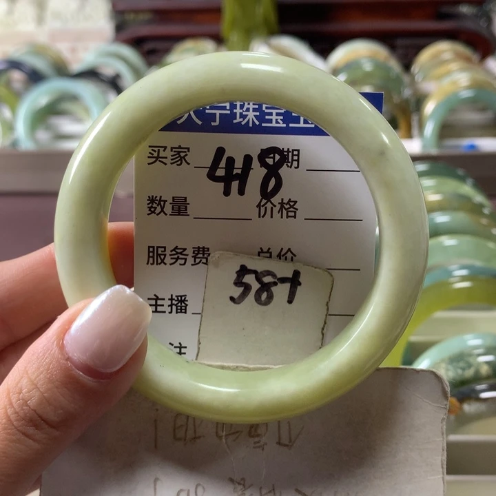 蛇纹石玉未镶嵌手镯418