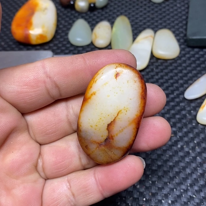 和田玉珠宝奇石未镶嵌