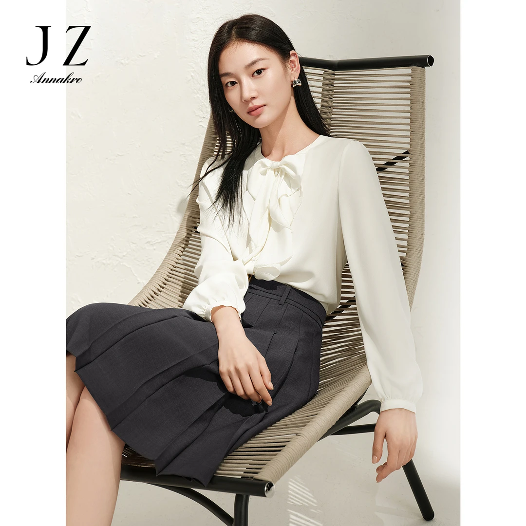 玖姿安娜蔻KWFC60110优雅气质设计感变化蝴蝶结雪纺衬衫女2025春