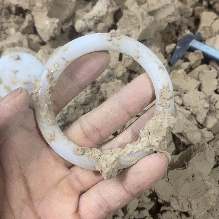 瓷片瓷器紫砂壶摆件