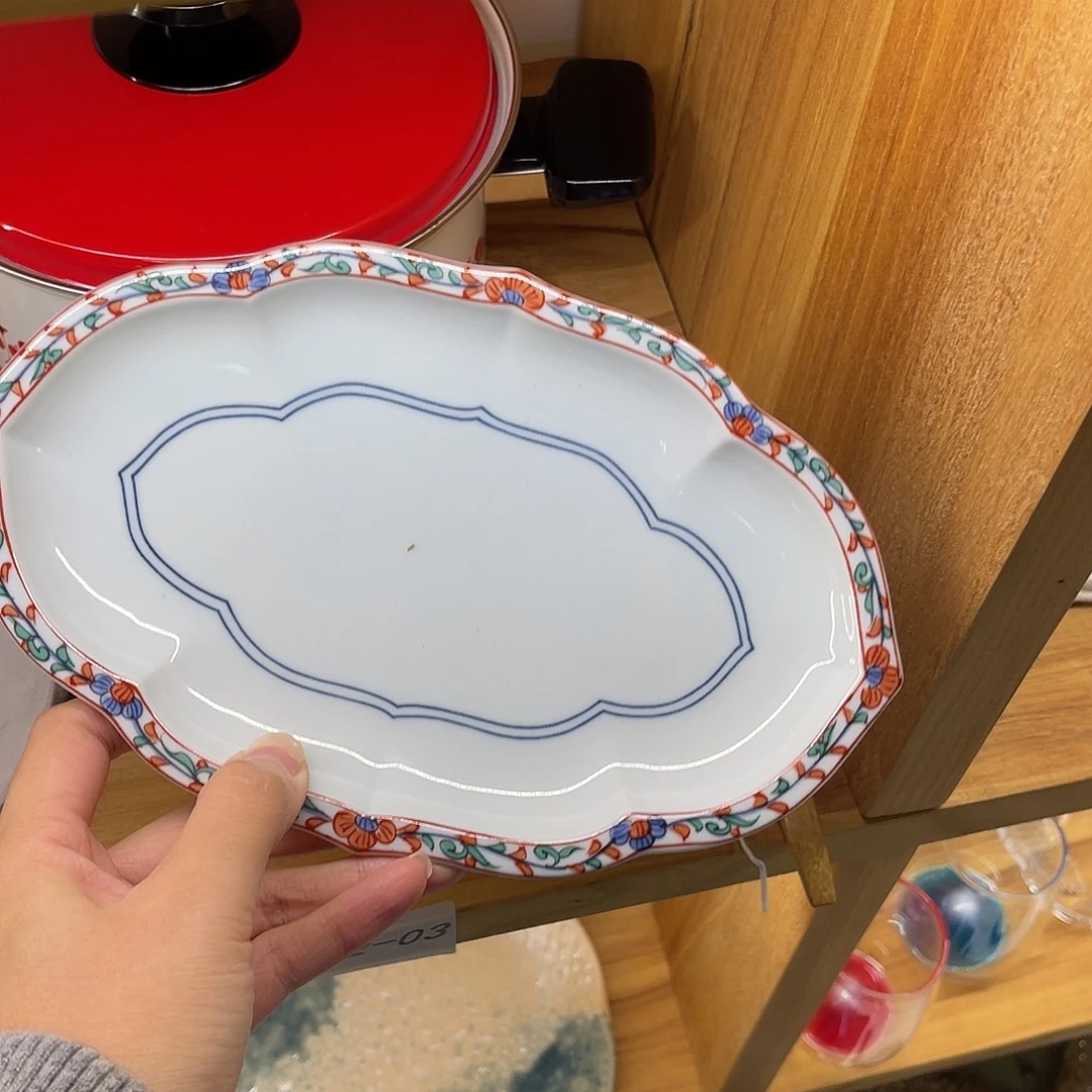 瓷片赤绘如意鱼盘啊23