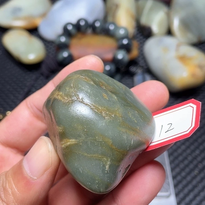 未镶嵌和田玉挂件12