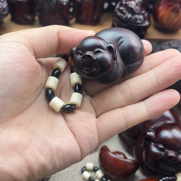 木紫檀红木雕刻福猪把件