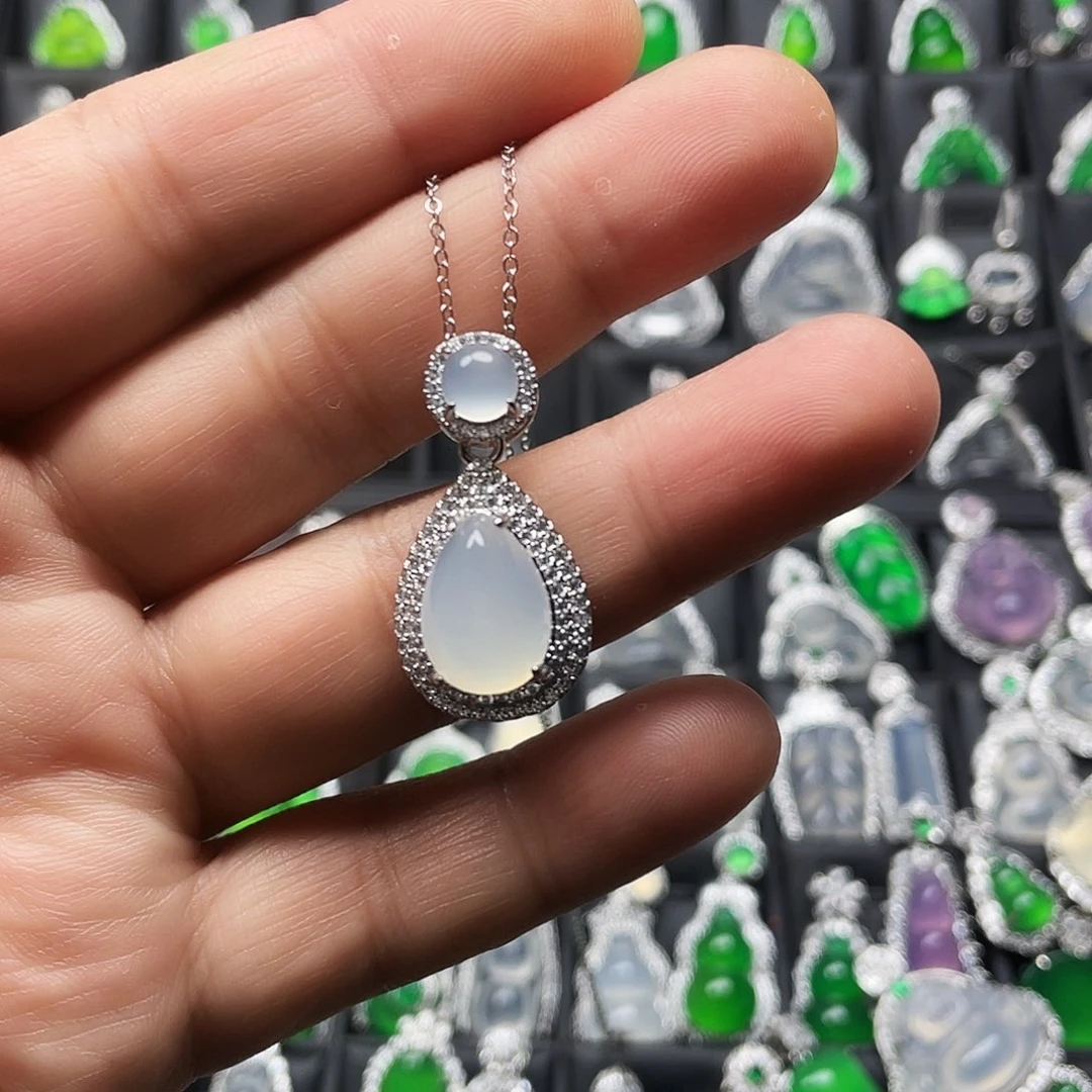 玛瑙/玉髓颈饰合金