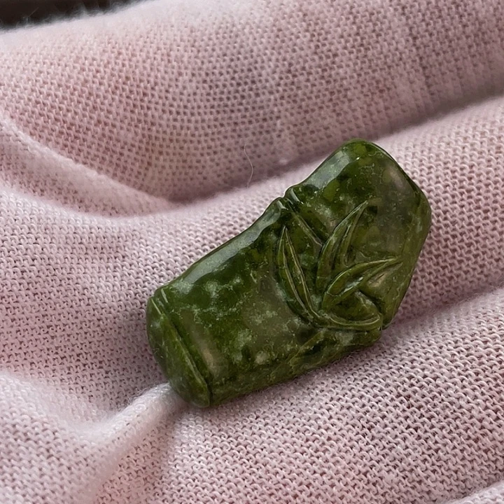 绿松石未镶嵌原矿