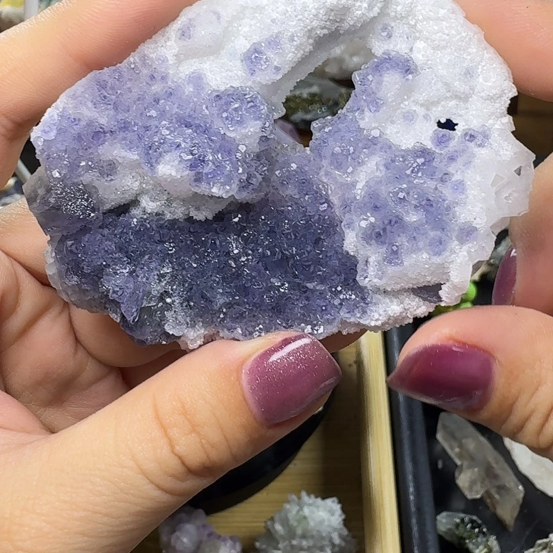 石材紫荧石石英底摆件