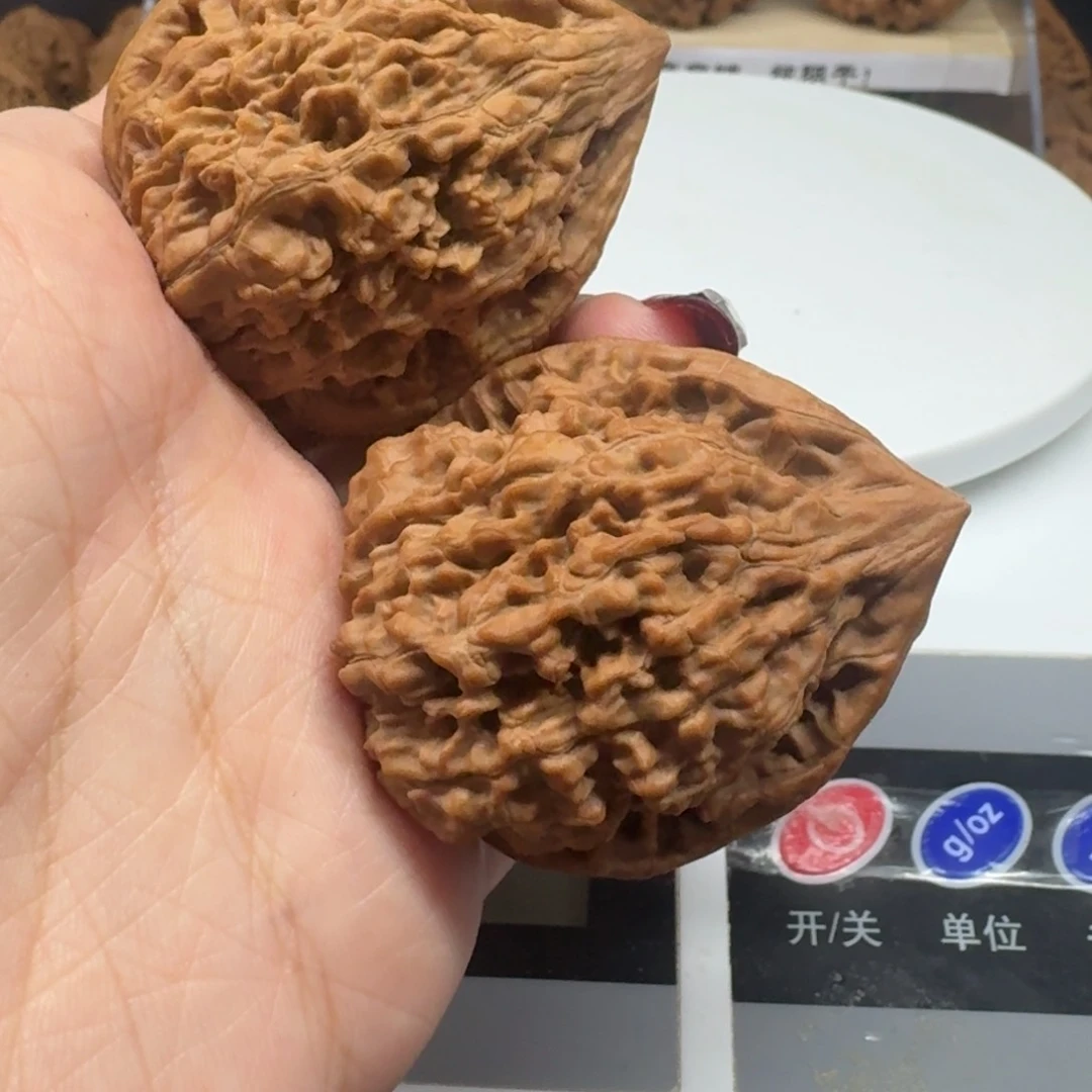 文玩核桃把件Z43边官帽一对