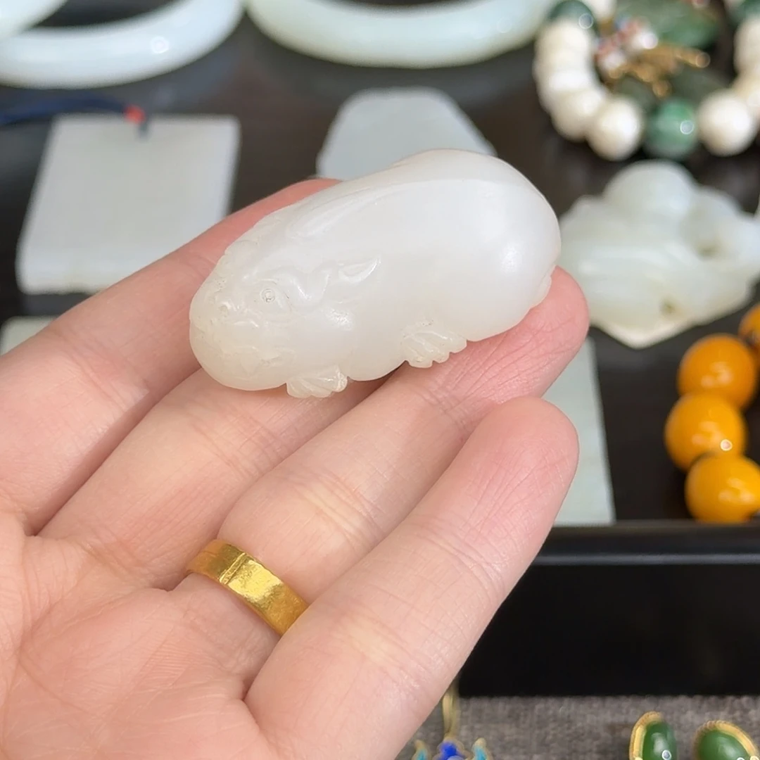 和田玉未镶嵌吊坠(不含链)