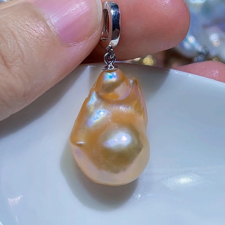 颈饰未镶嵌淡水珍珠