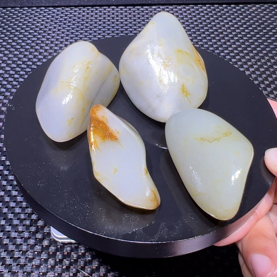 吊坠(不含链)未镶嵌和田玉（子料）237-38