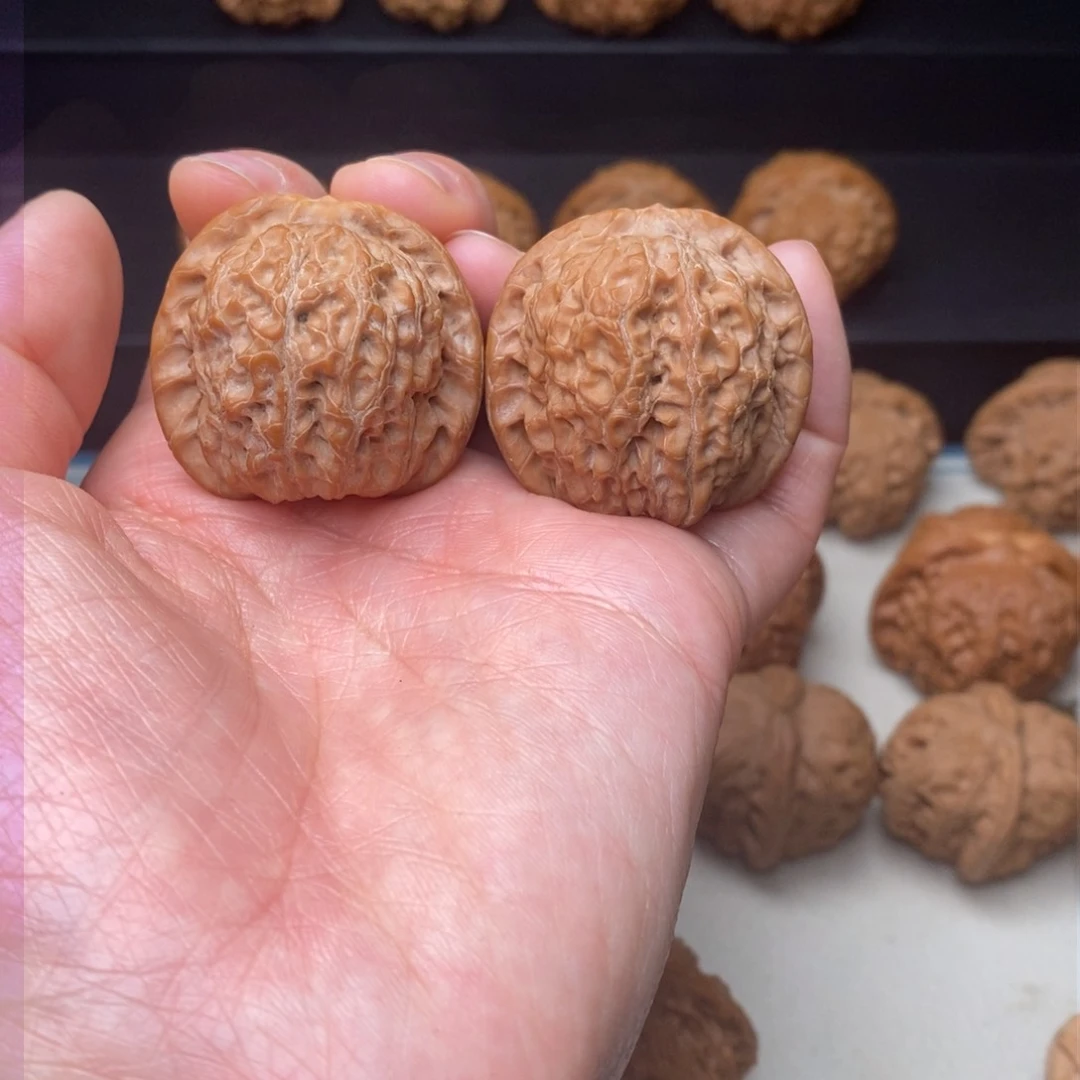 吊坠文玩核桃勝***、血麒麟