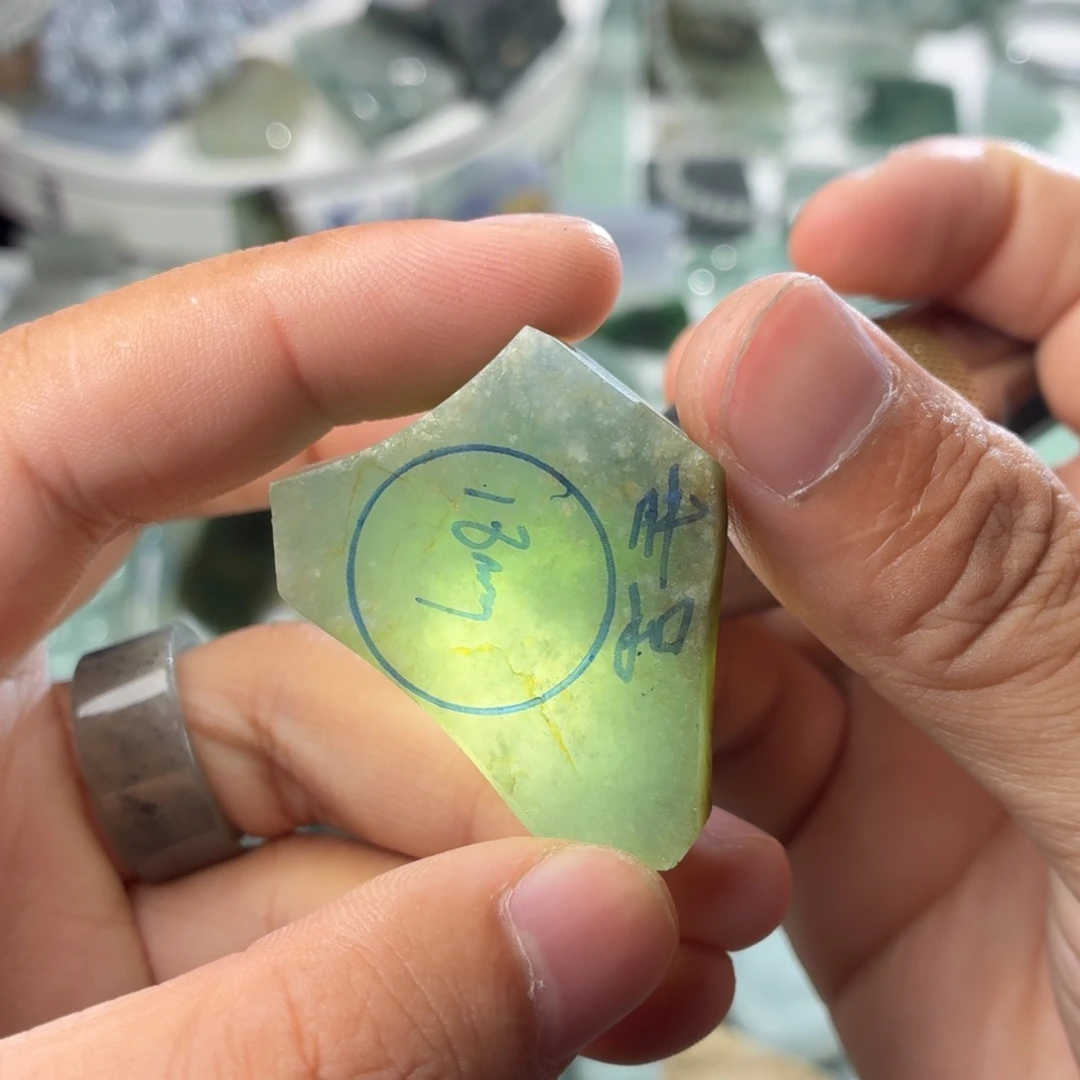 定制翡翠未镶嵌天然缅甸翡翠a货起货糯冰包工平安扣