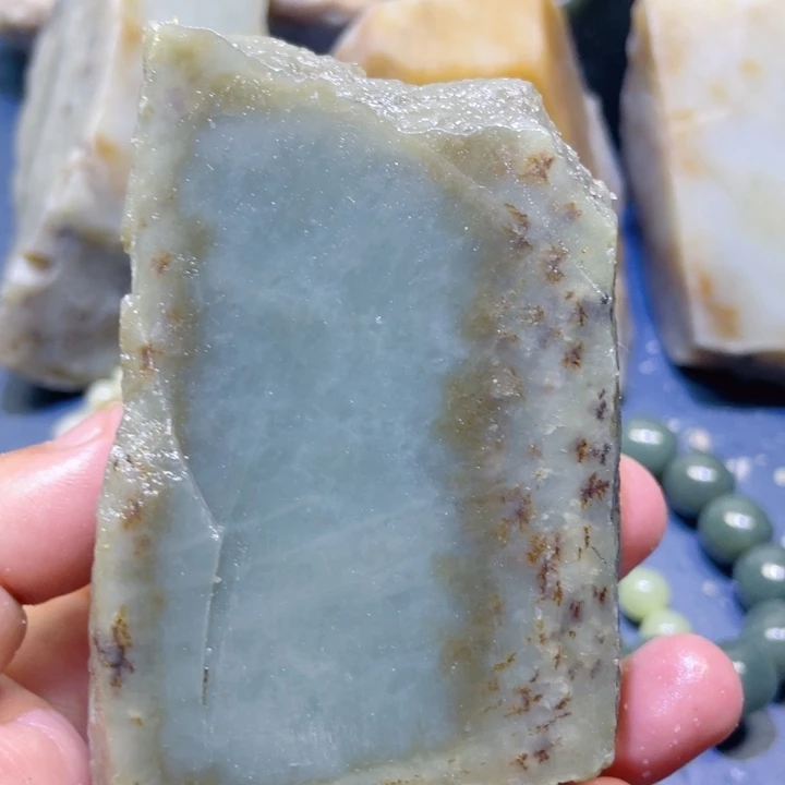 和田玉未镶嵌珠宝半成品