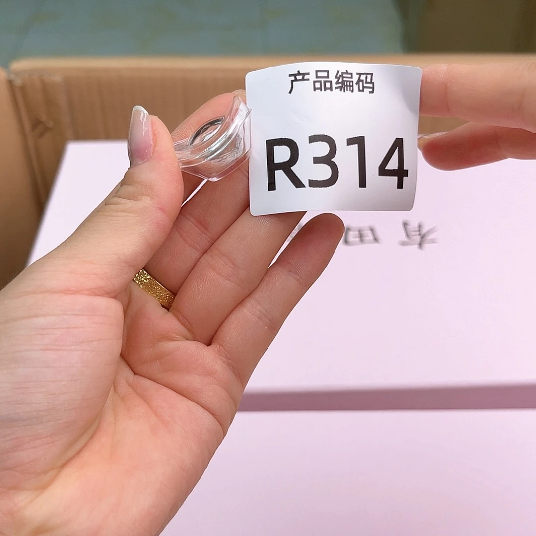 小****哦哦哦哦哦哦哦哦哦哦