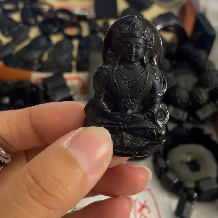 翡翠未镶嵌颈饰度母大漏