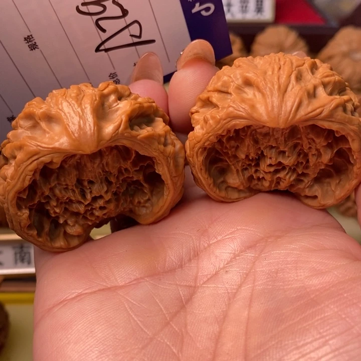 桃核把件精品聚宝盆