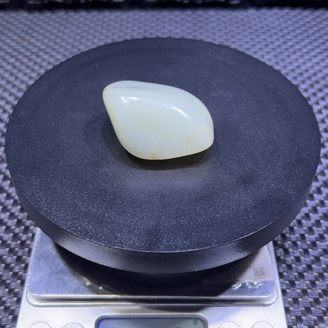 吊坠(不含链)未镶嵌和田玉（子料）48-69