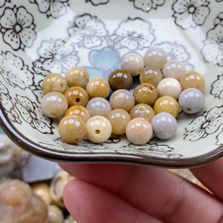 硅化珊瑚（珊瑚玉）未镶嵌颈饰