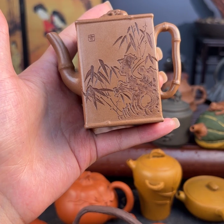 茶壶紫砂3*是因为有个女老师给的压力