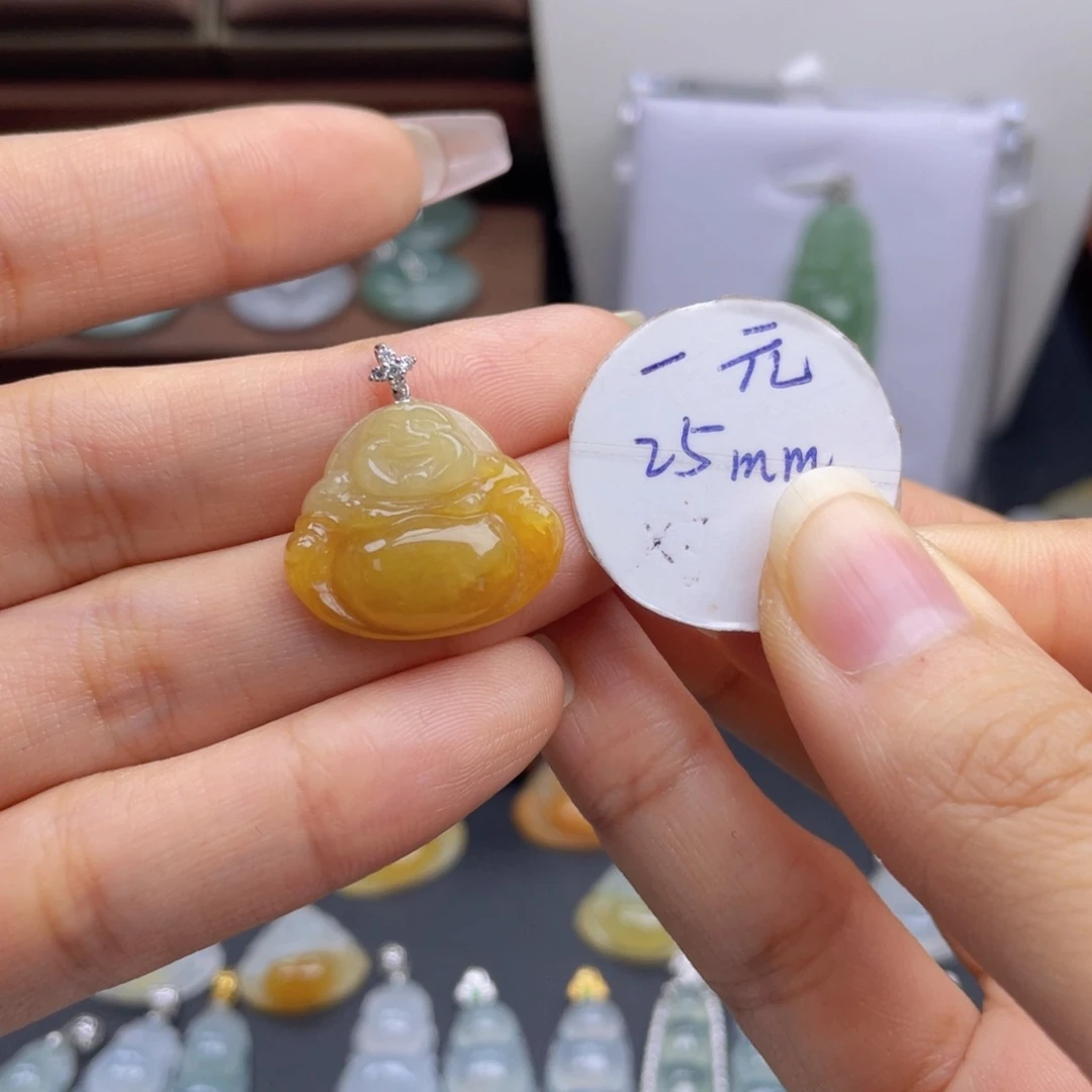 不***魚颈饰未镶嵌翡翠佛公