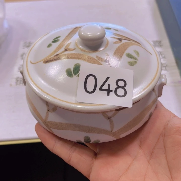 盖碗瓷器制作工艺精湛