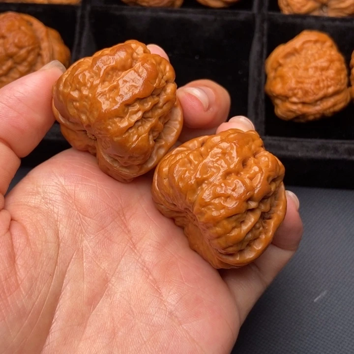 文玩核桃吊坠秦岭核桃