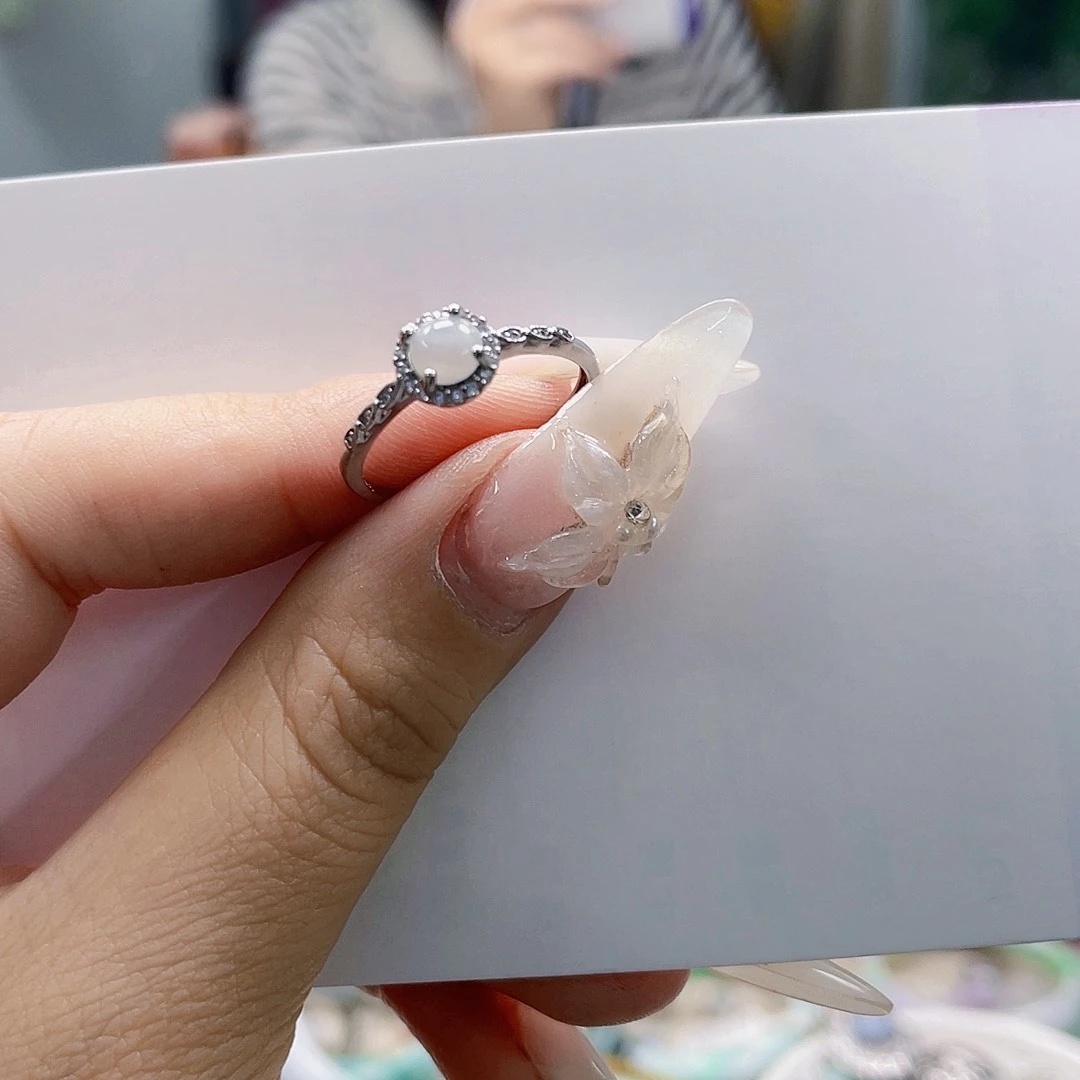 翡翠未镶嵌颈饰天然翡翠Ａ货