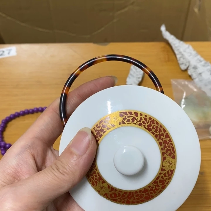 瓷片哈中古工艺品一件