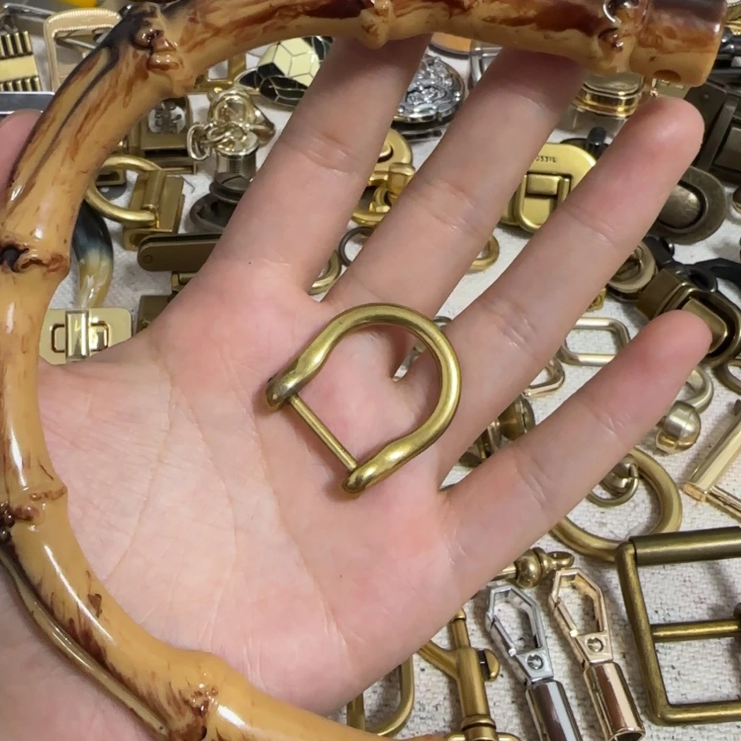 手提一对马蹄扣4个