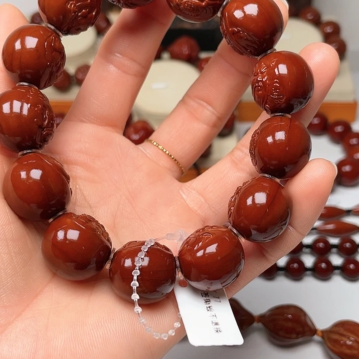 橄榄核手串星****包浆玉化