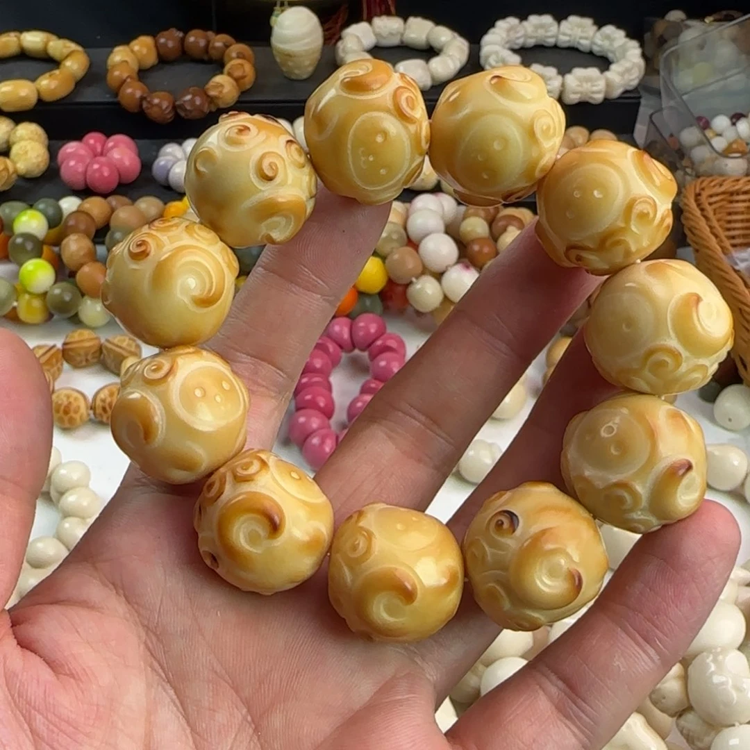 吊坠菩提根/象牙果炭烤羊头手串一条通货