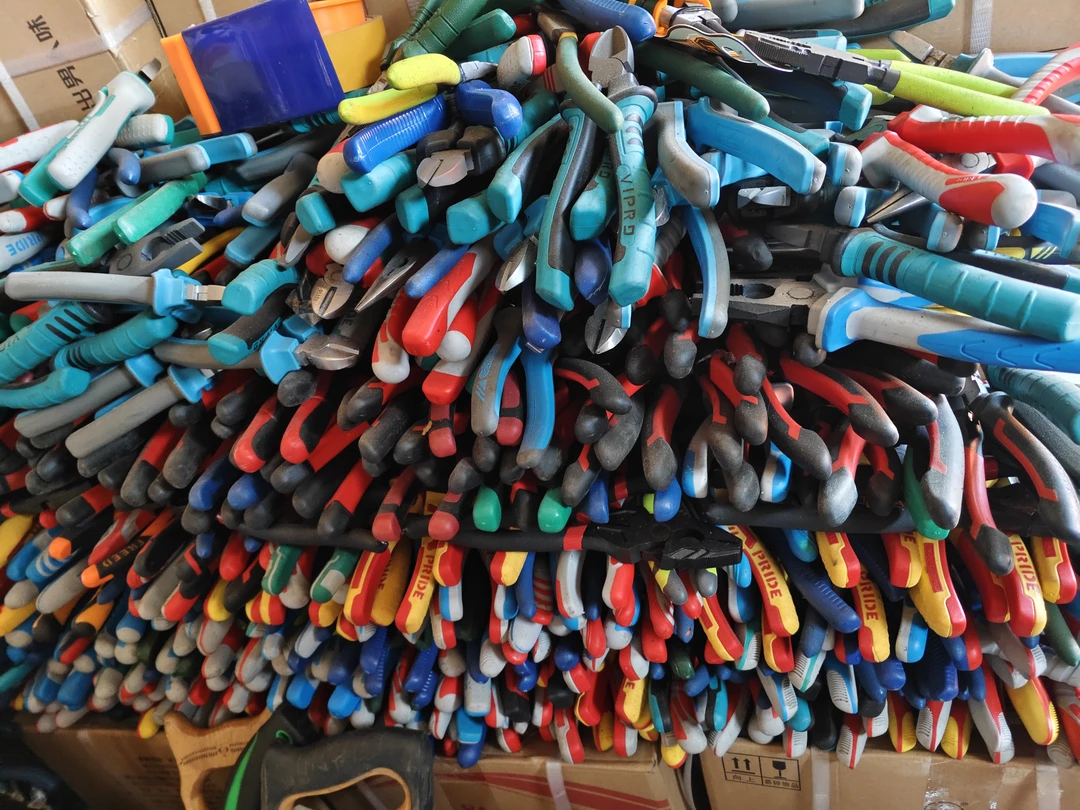 1035号居家日用五金工具手动工具其款式五金工具杂款以直播间为准