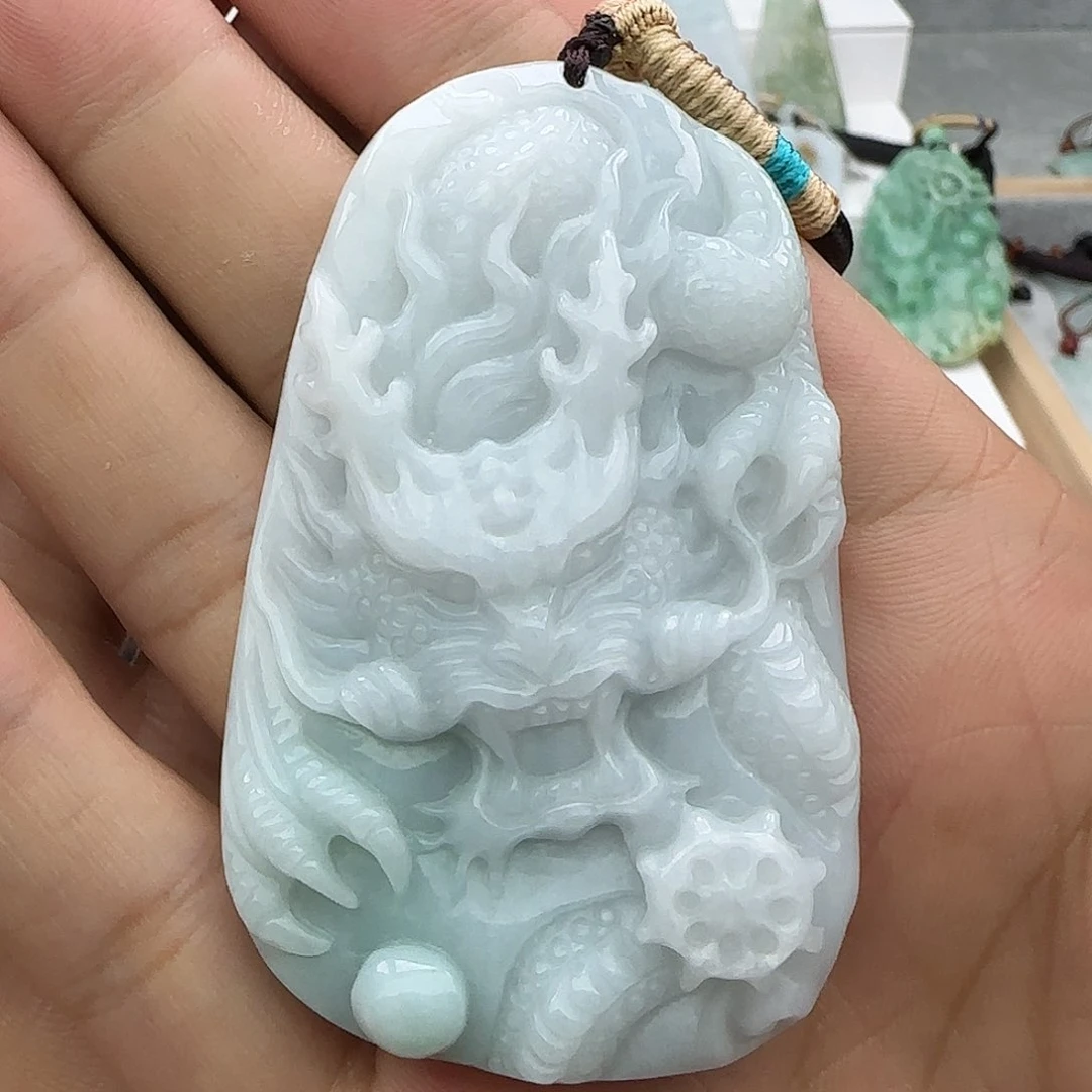 翡翠未镶嵌颈饰青****司翡翠