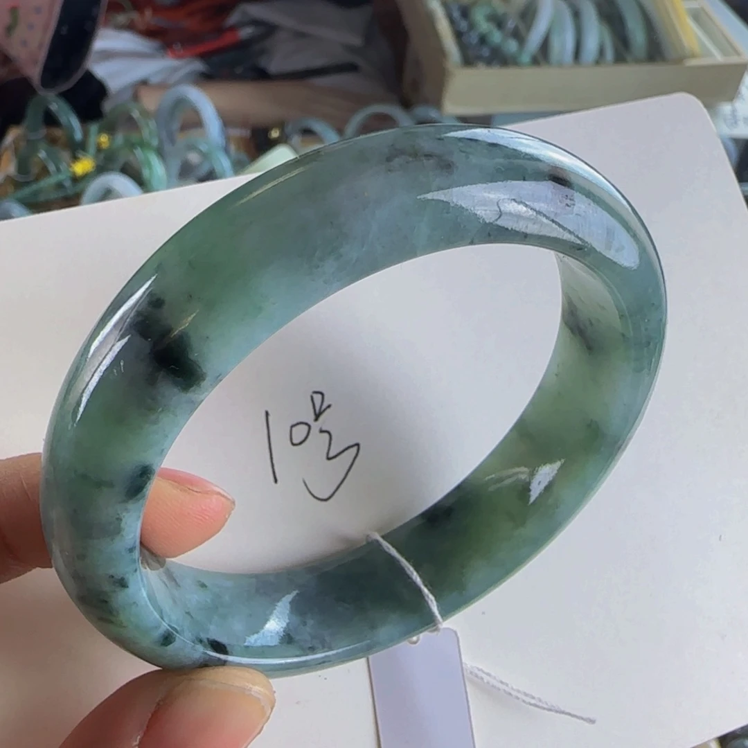 翡翠手镯未镶嵌老坑56.5圈