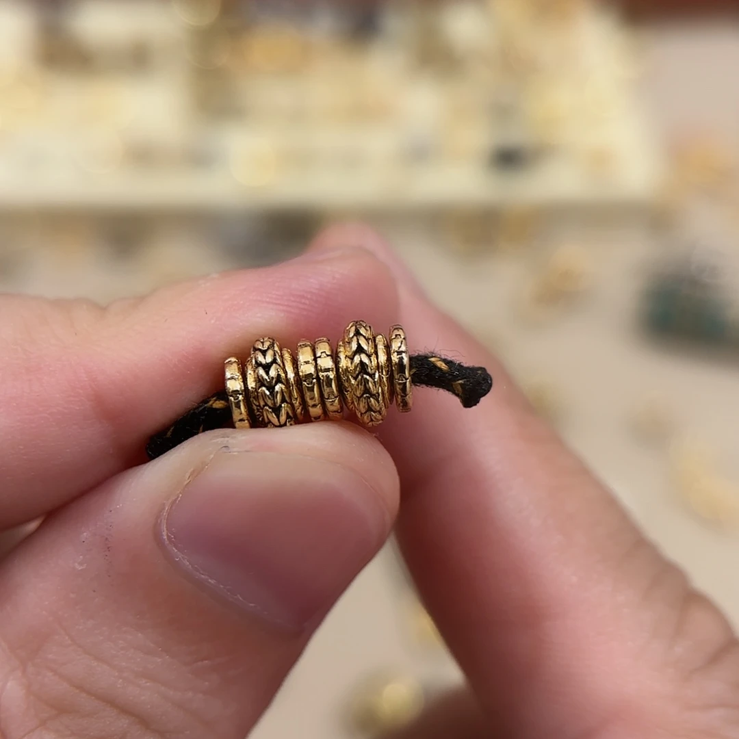 报信轴一套配饰啊啊啊