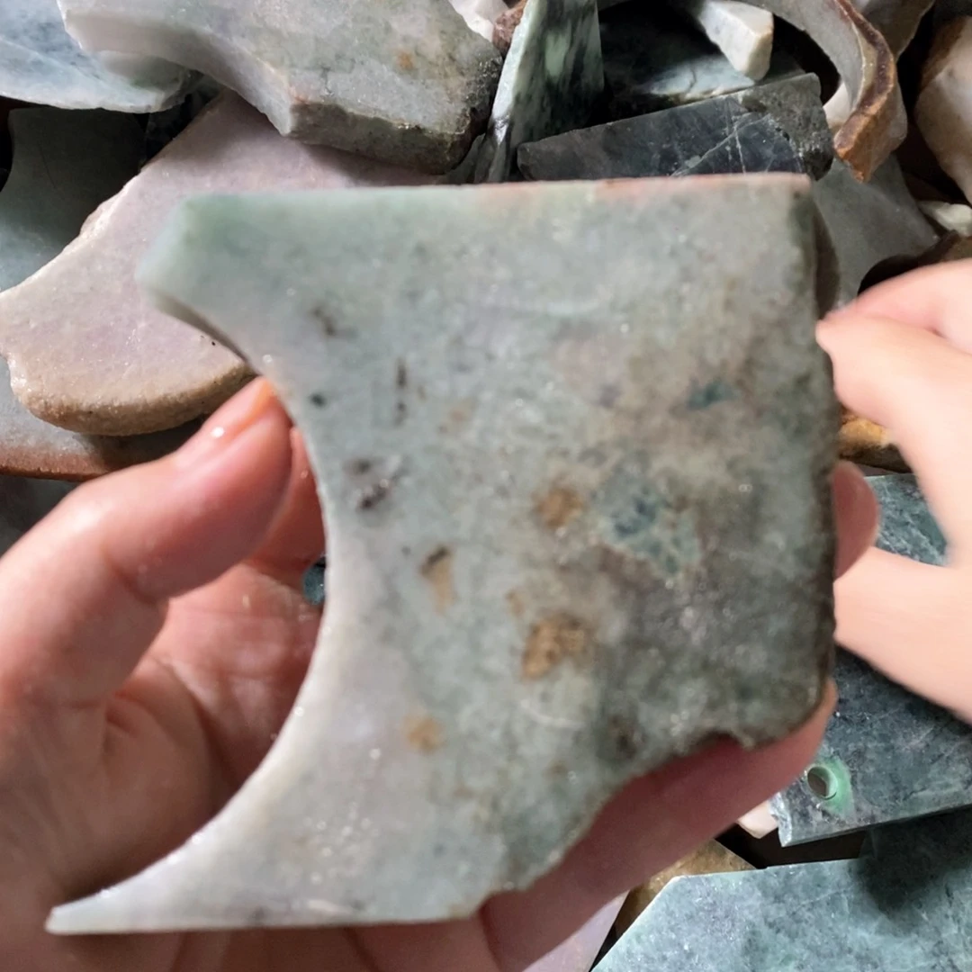 颈饰未镶嵌翡翠天然翡翠