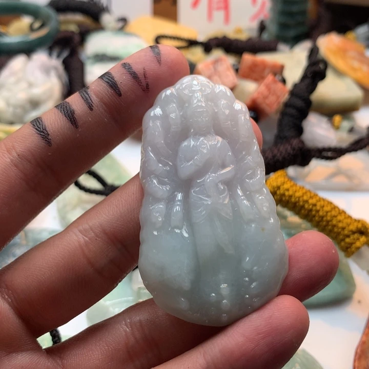 翡翠未镶嵌颈饰保真天然a货翡翠